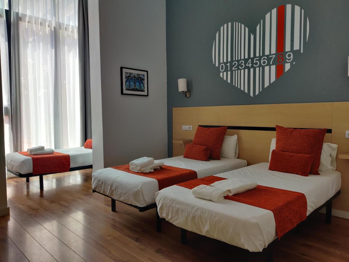 Hostal Live Natura Barcelona (Adults Only) Exterior photo