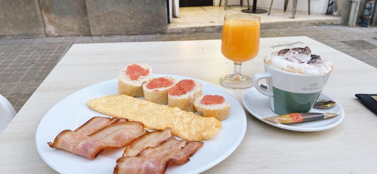 Hostal Live Natura Barcelona (Adults Only) Exterior photo